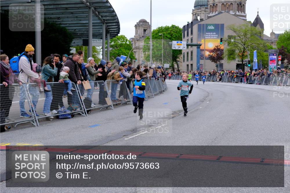 25.04.2026 - Das Zehntel Tim E. http://msf.ph/oto/9573663 25.04.2026 10:47:30 Ziel 6062, 6103, 6956, 7496, 7539, 7612, 7891 meine-sportfotos.de