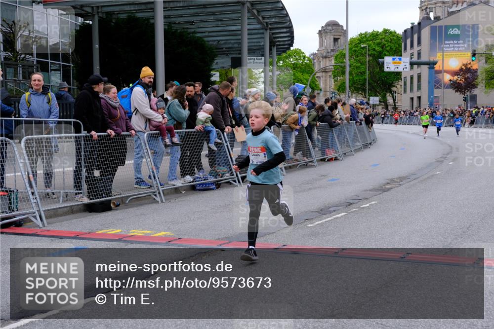 25.04.2026 - Das Zehntel Tim E. http://msf.ph/oto/9573673 25.04.2026 10:47:32 Ziel 6062, 6103, 6956, 7496, 7539, 7612, 7891 meine-sportfotos.de
