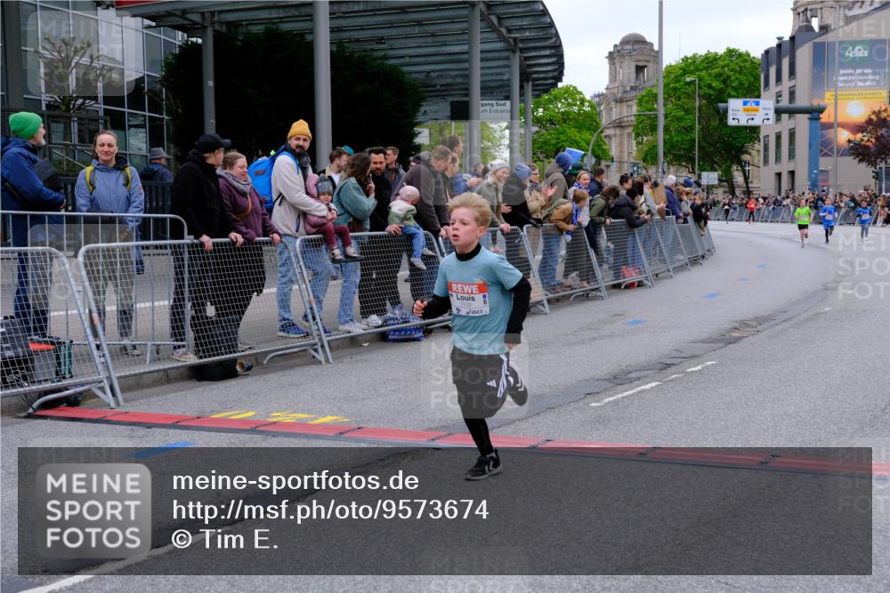 25.04.2026 - Das Zehntel Tim E. http://msf.ph/oto/9573674 25.04.2026 10:47:32 Ziel 6062, 6103, 6956, 7496, 7539, 7612, 7891 meine-sportfotos.de