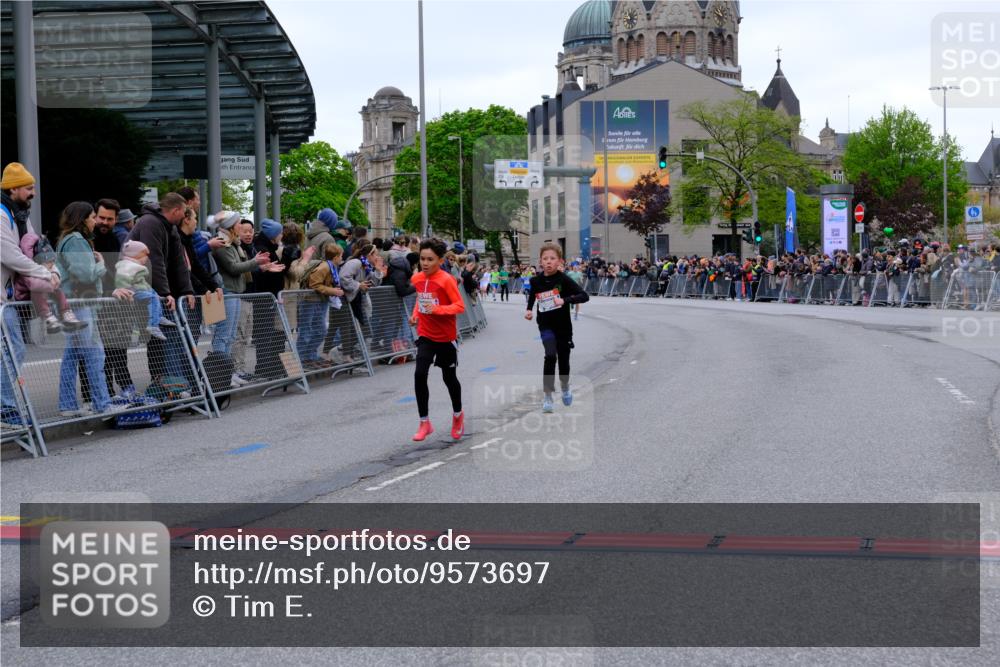 25.04.2026 - Das Zehntel Tim E. http://msf.ph/oto/9573697 25.04.2026 10:47:48 Ziel 5508, 6225, 7122 meine-sportfotos.de