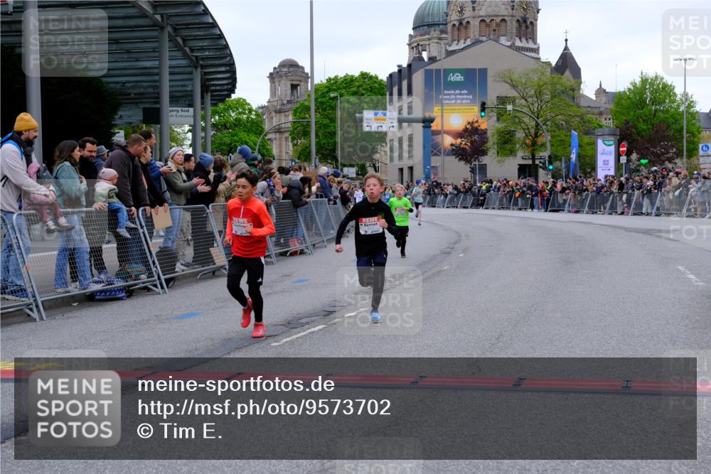 25.04.2026 - Das Zehntel Tim E. http://msf.ph/oto/9573702 25.04.2026 10:47:48 Ziel 5508, 6225, 7122 meine-sportfotos.de