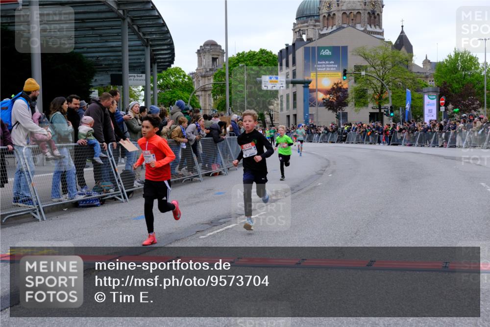 25.04.2026 - Das Zehntel Tim E. http://msf.ph/oto/9573704 25.04.2026 10:47:49 Ziel 5508, 6092, 6225, 7122 meine-sportfotos.de