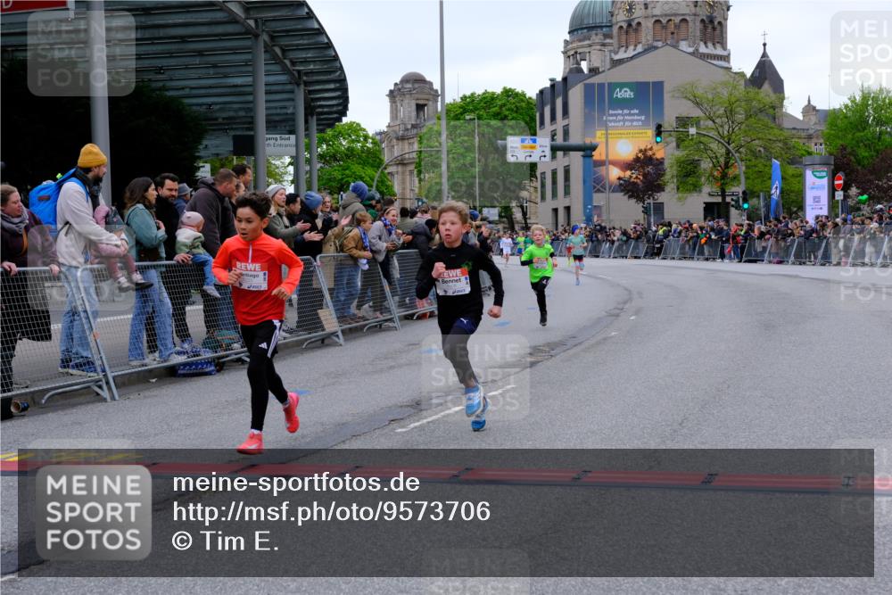 25.04.2026 - Das Zehntel Tim E. http://msf.ph/oto/9573706 25.04.2026 10:47:49 Ziel 5508, 6092, 6225, 7122 meine-sportfotos.de