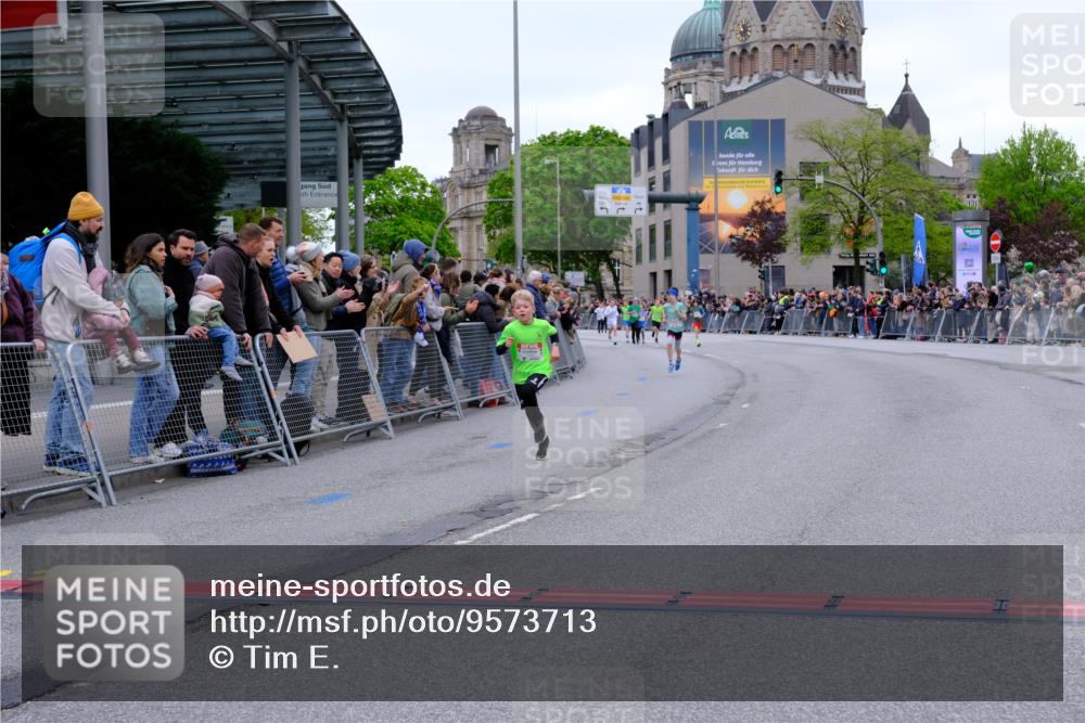 25.04.2026 - Das Zehntel Tim E. http://msf.ph/oto/9573713 25.04.2026 10:47:50 Ziel 5508, 6092, 6225, 7122 meine-sportfotos.de