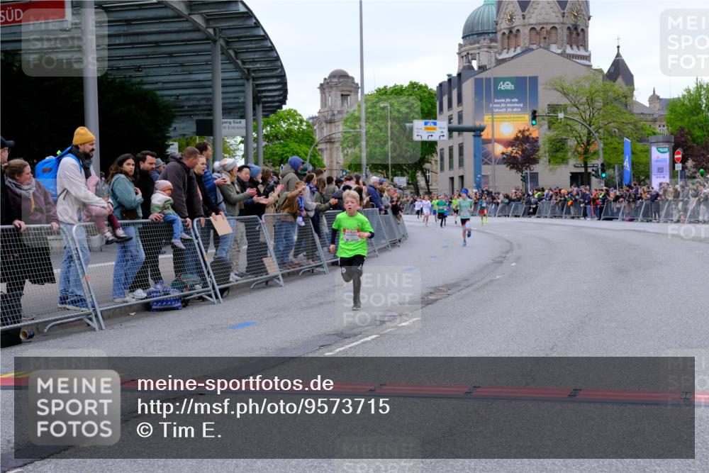 25.04.2026 - Das Zehntel Tim E. http://msf.ph/oto/9573715 25.04.2026 10:47:50 Ziel 5508, 6092, 6225, 7122 meine-sportfotos.de