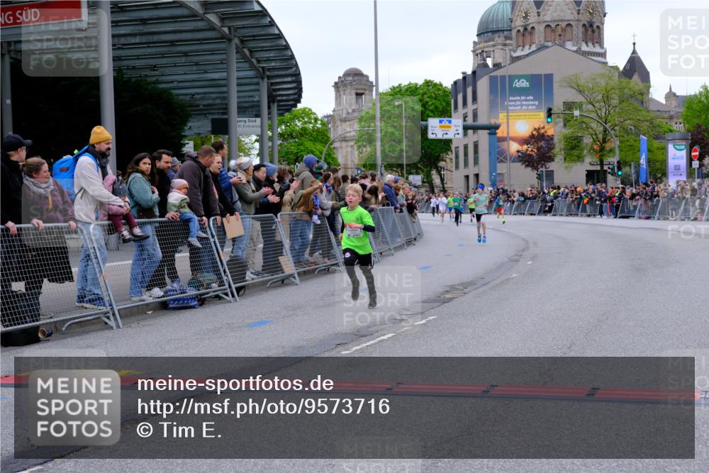 25.04.2026 - Das Zehntel Tim E. http://msf.ph/oto/9573716 25.04.2026 10:47:50 Ziel 5508, 6092, 6225, 7122 meine-sportfotos.de