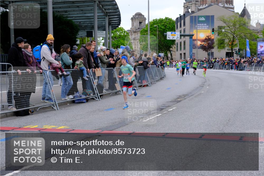 25.04.2026 - Das Zehntel Tim E. http://msf.ph/oto/9573723 25.04.2026 10:47:54 Ziel 5508, 6092, 6225, 6540, 7122, 8056, 8074 meine-sportfotos.de