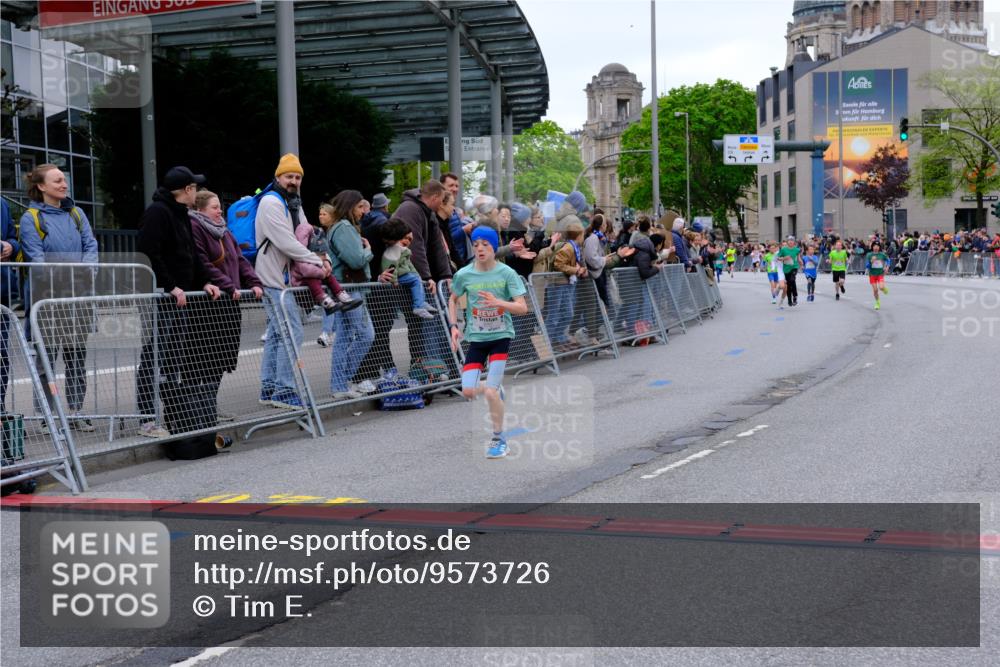 25.04.2026 - Das Zehntel Tim E. http://msf.ph/oto/9573726 25.04.2026 10:47:54 Ziel 5508, 6092, 6225, 6540, 7122, 8056, 8074 meine-sportfotos.de