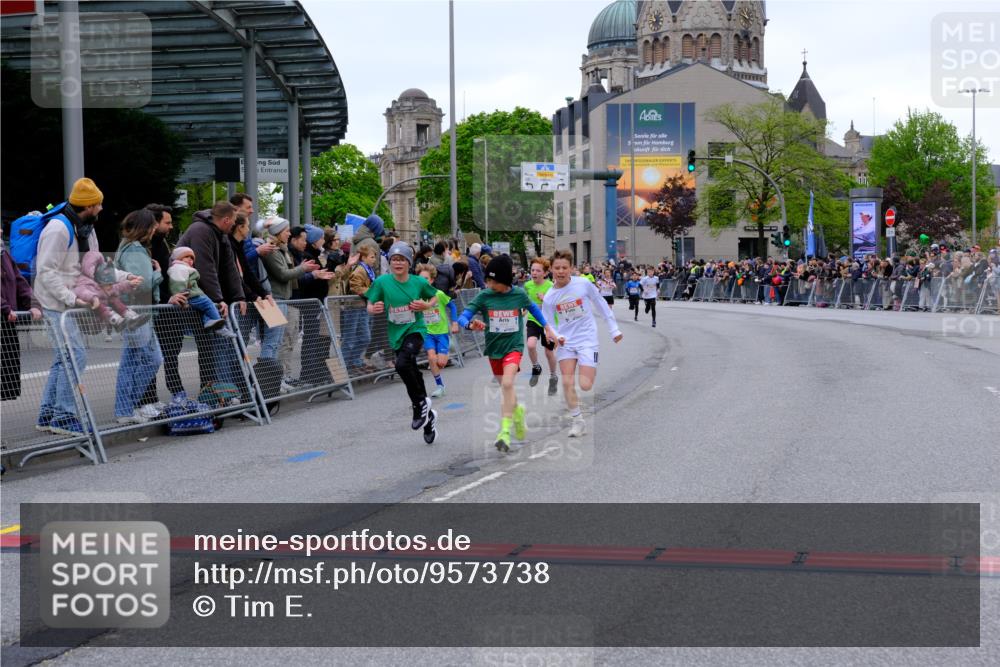25.04.2026 - Das Zehntel Tim E. http://msf.ph/oto/9573738 25.04.2026 10:47:59 Ziel 5293, 5309, 6092, 6317, 6540, 8056, 8074 meine-sportfotos.de