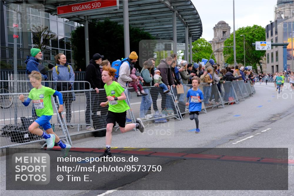 25.04.2026 - Das Zehntel Tim E. http://msf.ph/oto/9573750 25.04.2026 10:48:01 Ziel 5103, 5293, 5309, 5921, 6092, 6317, 6540, 8056, 8062, 8074 meine-sportfotos.de