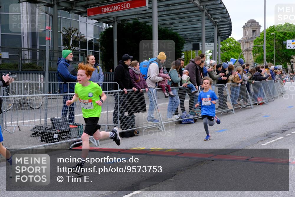 25.04.2026 - Das Zehntel Tim E. http://msf.ph/oto/9573753 25.04.2026 10:48:01 Ziel 5103, 5293, 5309, 5921, 6092, 6317, 6540, 8056, 8062, 8074 meine-sportfotos.de