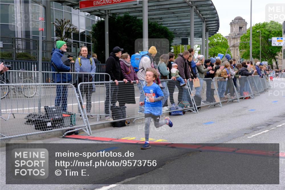 25.04.2026 - Das Zehntel Tim E. http://msf.ph/oto/9573756 25.04.2026 10:48:02 Ziel 5103, 5293, 5309, 5921, 6317, 6323, 6540, 6971, 7239, 8056, 8062, 8074 meine-sportfotos.de