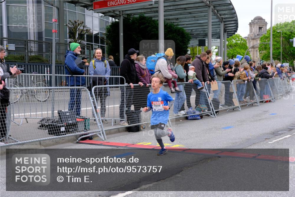 25.04.2026 - Das Zehntel Tim E. http://msf.ph/oto/9573757 25.04.2026 10:48:02 Ziel 5103, 5293, 5309, 5921, 6317, 6323, 6540, 6971, 7239, 8056, 8062, 8074 meine-sportfotos.de