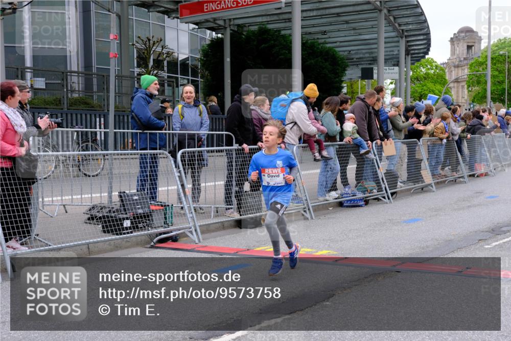 25.04.2026 - Das Zehntel Tim E. http://msf.ph/oto/9573758 25.04.2026 10:48:02 Ziel 5103, 5293, 5309, 5921, 6317, 6323, 6540, 6971, 7239, 8056, 8062, 8074 meine-sportfotos.de