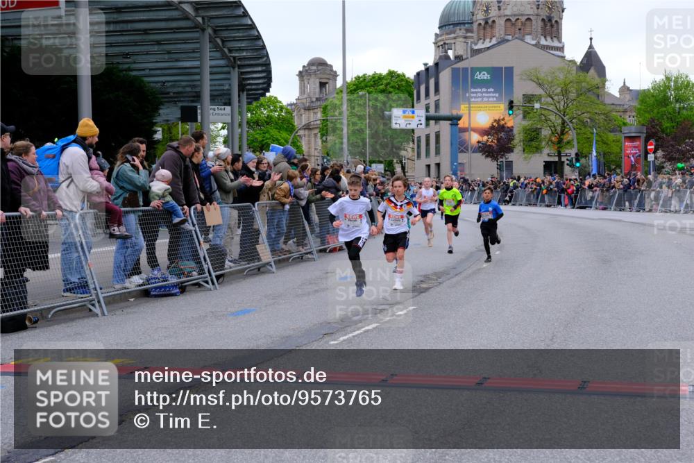 25.04.2026 - Das Zehntel Tim E. http://msf.ph/oto/9573765 25.04.2026 10:48:05 Ziel 5103, 5293, 5309, 5921, 6317, 6323, 6540, 6971, 7239, 8052, 8056, 8062, 8074 meine-sportfotos.de