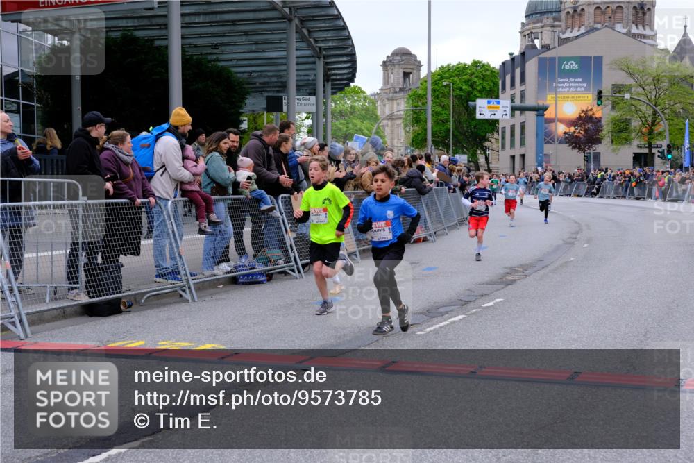 25.04.2026 - Das Zehntel Tim E. http://msf.ph/oto/9573785 25.04.2026 10:48:08 Ziel 5103, 5454, 5921, 6317, 6323, 6971, 7239, 7549, 7624, 8052, 8062 meine-sportfotos.de