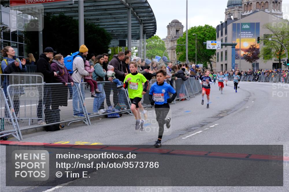 25.04.2026 - Das Zehntel Tim E. http://msf.ph/oto/9573786 25.04.2026 10:48:08 Ziel 5103, 5454, 5921, 6317, 6323, 6971, 7239, 7549, 7624, 8052, 8062 meine-sportfotos.de