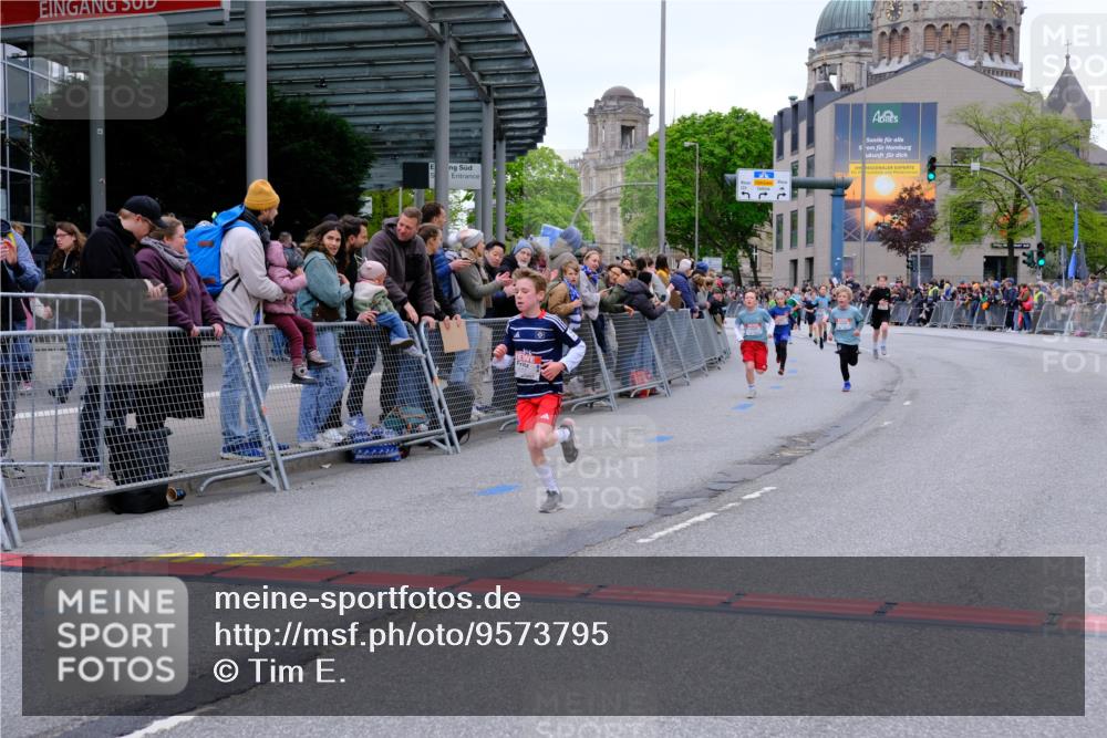25.04.2026 - Das Zehntel Tim E. http://msf.ph/oto/9573795 25.04.2026 10:48:09 Ziel 5103, 5454, 5502, 5921, 6323, 6971, 7239, 7549, 7624, 8052, 8062 meine-sportfotos.de