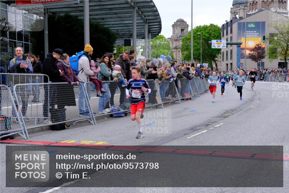 25.04.2026 - Das Zehntel Tim E. http://msf.ph/oto/9573798 25.04.2026 10:48:10 Ziel 5103, 5454, 5502, 5921, 6323, 6971, 7239, 7549, 7624, 8052, 8062 meine-sportfotos.de