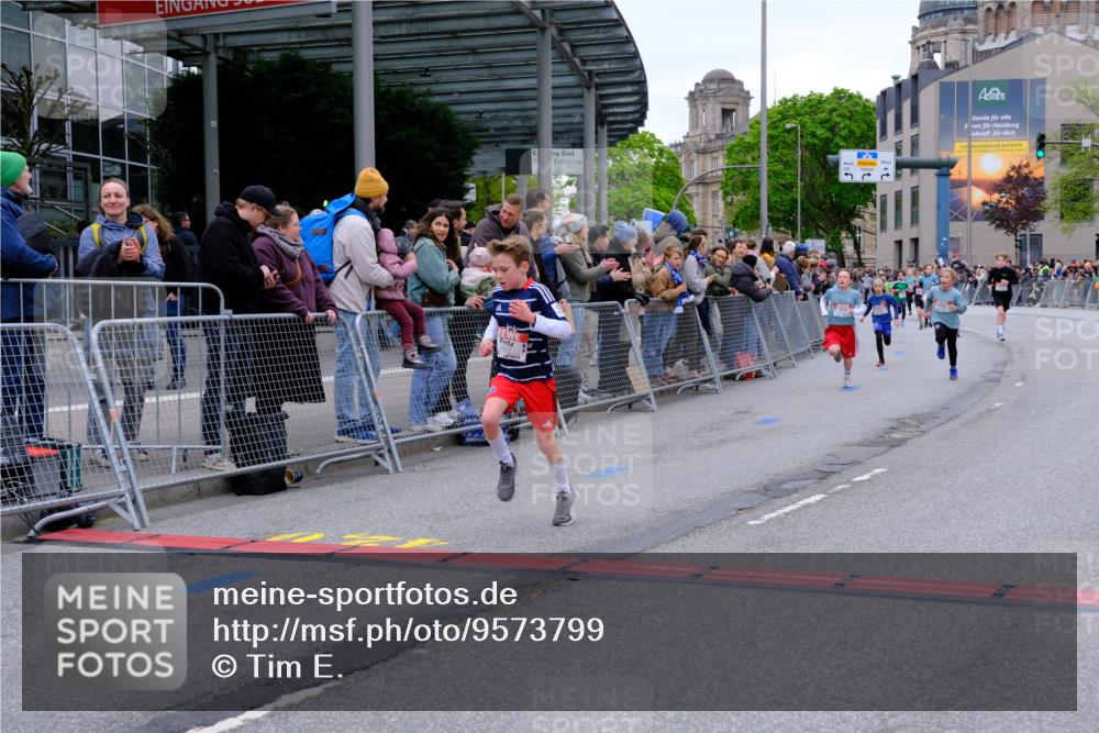 25.04.2026 - Das Zehntel Tim E. http://msf.ph/oto/9573799 25.04.2026 10:48:10 Ziel 5103, 5454, 5502, 5921, 6323, 6971, 7239, 7549, 7624, 8052, 8062 meine-sportfotos.de