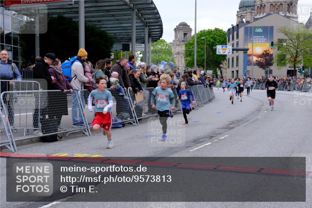 25.04.2026 - Das Zehntel Tim E. http://msf.ph/oto/9573813 25.04.2026 10:48:12 Ziel 5103, 5454, 5502, 5921, 6323, 6685, 6889, 6971, 7239, 7549, 7624, 8052, 8062 meine-sportfotos.de