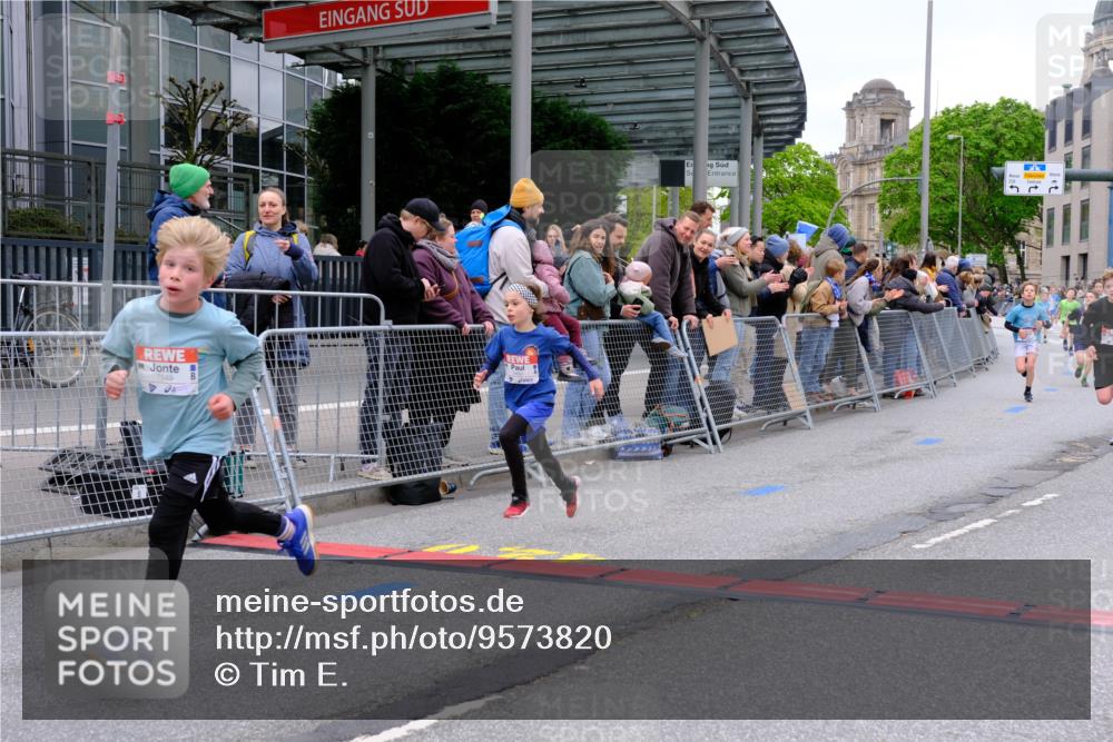 25.04.2026 - Das Zehntel Tim E. http://msf.ph/oto/9573820 25.04.2026 10:48:14 Ziel 5454, 5502, 5905, 6323, 6685, 6889, 6971, 7239, 7315, 7549, 7588, 7624, 8052 meine-sportfotos.de