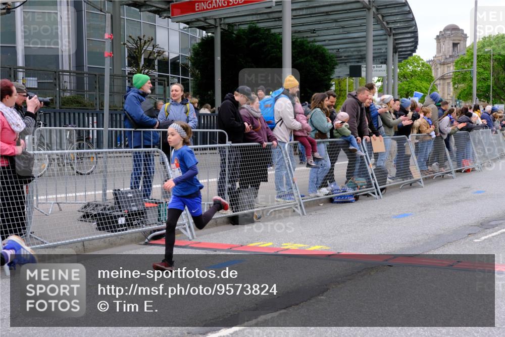 25.04.2026 - Das Zehntel Tim E. http://msf.ph/oto/9573824 25.04.2026 10:48:14 Ziel 5454, 5502, 5905, 6323, 6685, 6889, 6971, 7239, 7315, 7549, 7588, 7624, 8052 meine-sportfotos.de