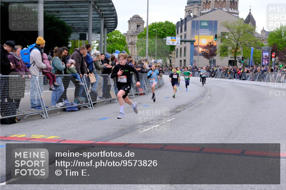 25.04.2026 - Das Zehntel Tim E. http://msf.ph/oto/9573826 25.04.2026 10:48:15 Ziel 5454, 5502, 5905, 6685, 6889, 7315, 7549, 7588, 7604, 7624, 8052 meine-sportfotos.de