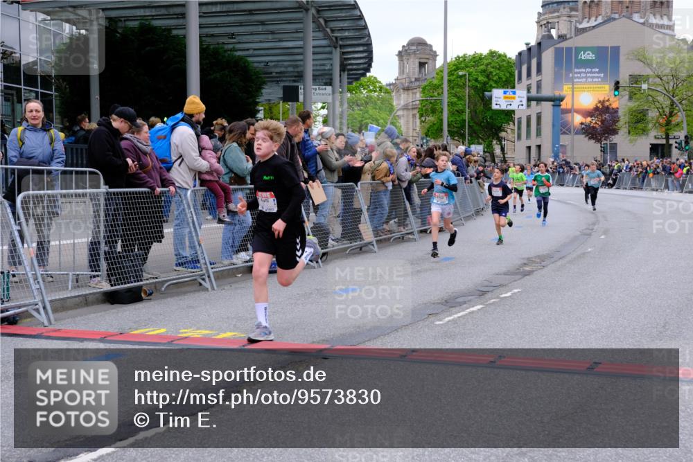 25.04.2026 - Das Zehntel Tim E. http://msf.ph/oto/9573830 25.04.2026 10:48:15 Ziel 5454, 5502, 5905, 6685, 6889, 7315, 7549, 7588, 7604, 7624, 8052 meine-sportfotos.de