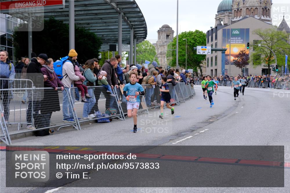 25.04.2026 - Das Zehntel Tim E. http://msf.ph/oto/9573833 25.04.2026 10:48:16 Ziel 5454, 5502, 5905, 6685, 6889, 6906, 7315, 7549, 7588, 7604, 7624, 8052 meine-sportfotos.de
