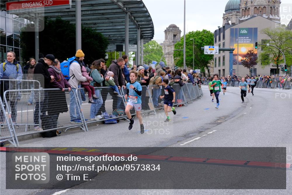 25.04.2026 - Das Zehntel Tim E. http://msf.ph/oto/9573834 25.04.2026 10:48:16 Ziel 5454, 5502, 5905, 6685, 6889, 6906, 7315, 7549, 7588, 7604, 7624, 8052 meine-sportfotos.de