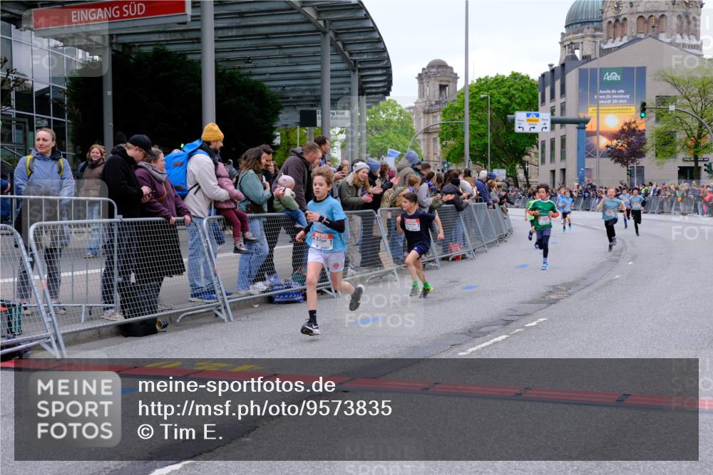 25.04.2026 - Das Zehntel Tim E. http://msf.ph/oto/9573835 25.04.2026 10:48:16 Ziel 5454, 5502, 5905, 6685, 6889, 6906, 7315, 7549, 7588, 7604, 7624, 8052 meine-sportfotos.de