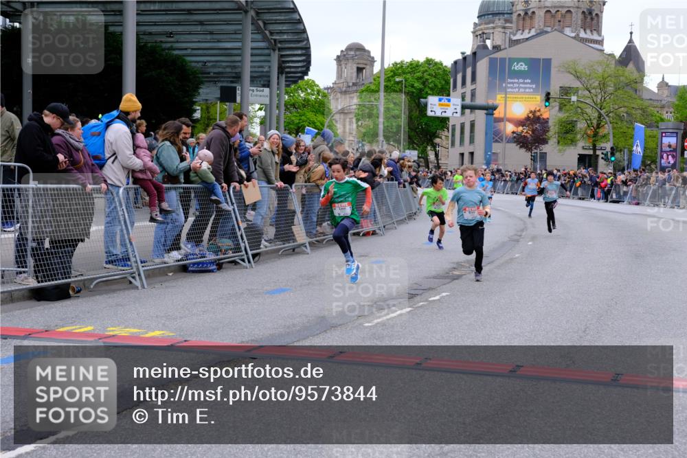 25.04.2026 - Das Zehntel Tim E. http://msf.ph/oto/9573844 25.04.2026 10:48:18 Ziel 5454, 5502, 5905, 6685, 6889, 6906, 7315, 7549, 7588, 7604, 7624, 7696 meine-sportfotos.de