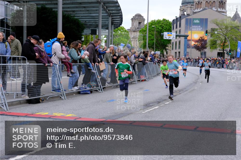 25.04.2026 - Das Zehntel Tim E. http://msf.ph/oto/9573846 25.04.2026 10:48:18 Ziel 5454, 5502, 5905, 6685, 6889, 6906, 7315, 7549, 7588, 7604, 7624, 7696 meine-sportfotos.de