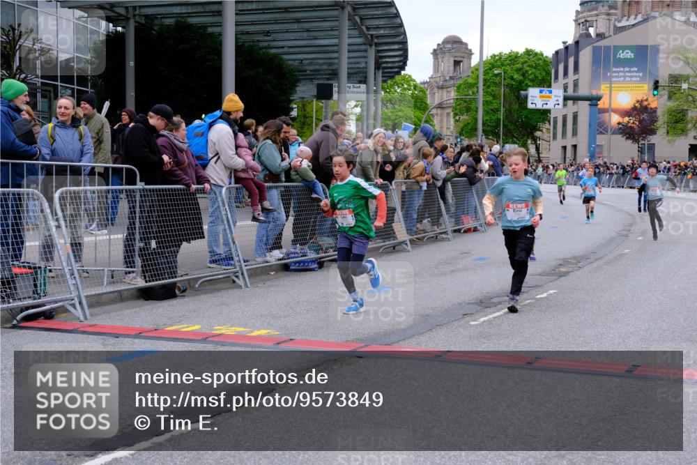 25.04.2026 - Das Zehntel Tim E. http://msf.ph/oto/9573849 25.04.2026 10:48:19 Ziel 5299, 5454, 5502, 5905, 6685, 6889, 6906, 7315, 7549, 7588, 7604, 7624, 7696, 7738 meine-sportfotos.de