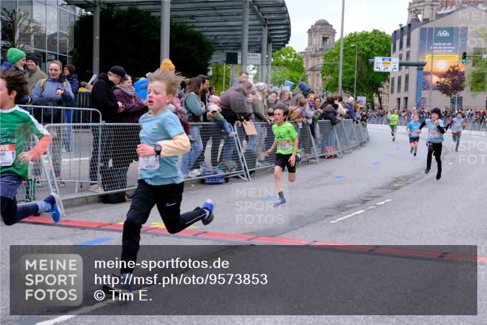 25.04.2026 - Das Zehntel Tim E. http://msf.ph/oto/9573853 25.04.2026 10:48:19 Ziel 5299, 5454, 5502, 5905, 6685, 6889, 6906, 7315, 7549, 7588, 7604, 7624, 7696, 7738 meine-sportfotos.de