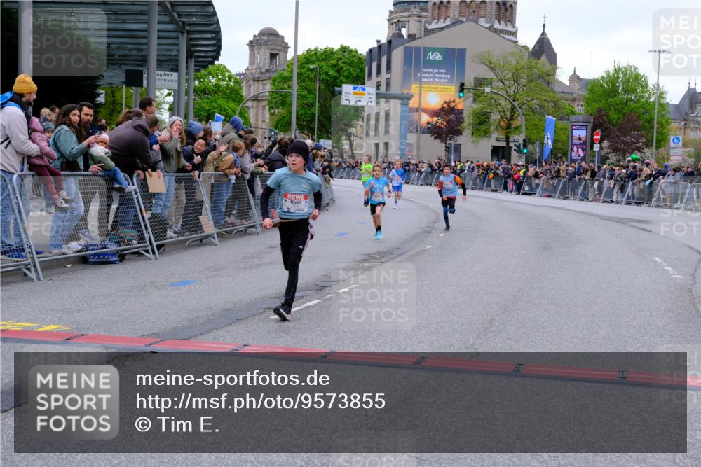 25.04.2026 - Das Zehntel Tim E. http://msf.ph/oto/9573855 25.04.2026 10:48:20 Ziel 5299, 5454, 5502, 5905, 6685, 6889, 6906, 7315, 7588, 7604, 7696, 7738 meine-sportfotos.de