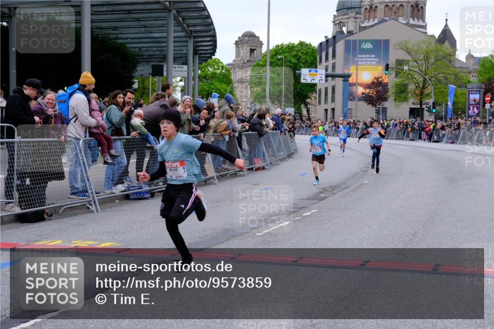 25.04.2026 - Das Zehntel Tim E. http://msf.ph/oto/9573859 25.04.2026 10:48:21 Ziel 5299, 5502, 5905, 6685, 6889, 6906, 7315, 7588, 7604, 7696, 7738 meine-sportfotos.de