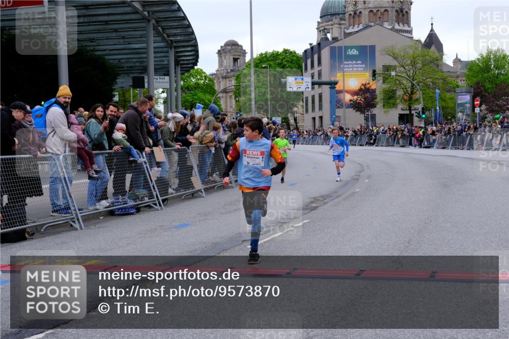 25.04.2026 - Das Zehntel Tim E. http://msf.ph/oto/9573870 25.04.2026 10:48:23 Ziel 5299, 5905, 6685, 6889, 6906, 7315, 7588, 7604, 7696, 7738 meine-sportfotos.de