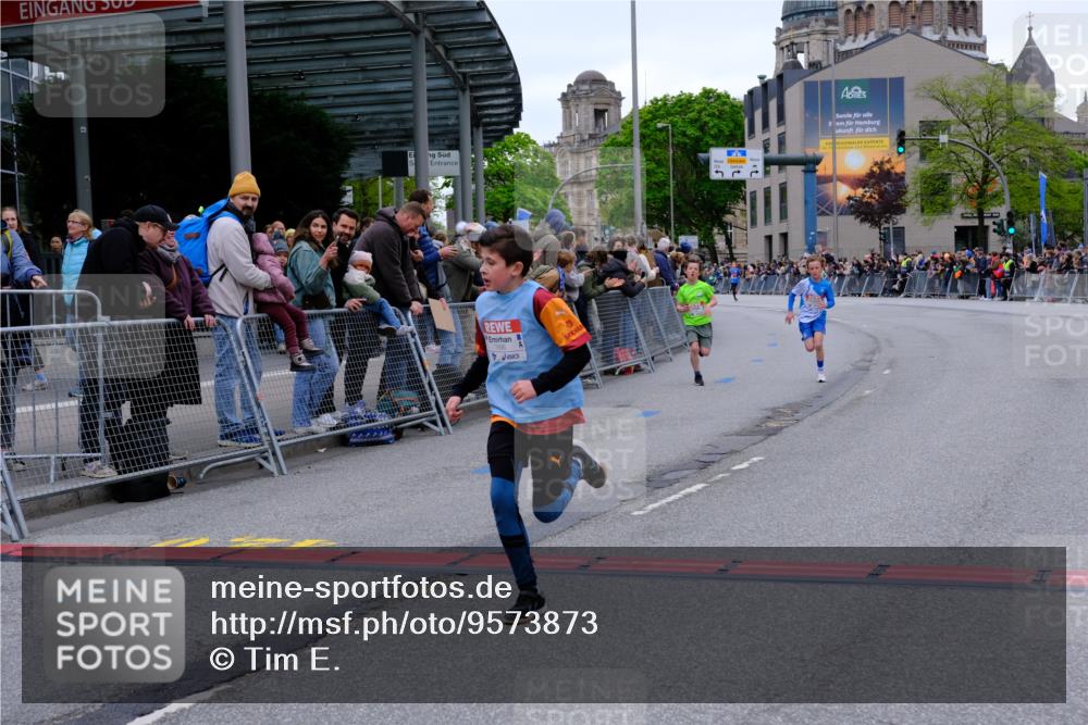 25.04.2026 - Das Zehntel Tim E. http://msf.ph/oto/9573873 25.04.2026 10:48:23 Ziel 5299, 5905, 6685, 6889, 6906, 7315, 7588, 7604, 7696, 7738 meine-sportfotos.de