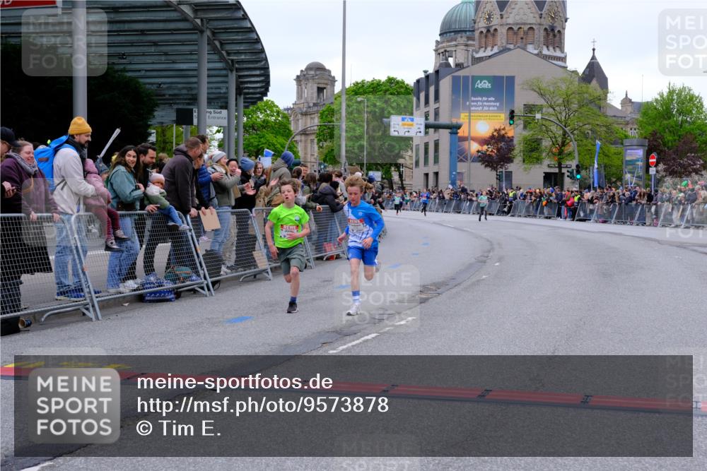 25.04.2026 - Das Zehntel Tim E. http://msf.ph/oto/9573878 25.04.2026 10:48:25 Ziel 5299, 5905, 6906, 7315, 7588, 7604, 7696, 7738 meine-sportfotos.de