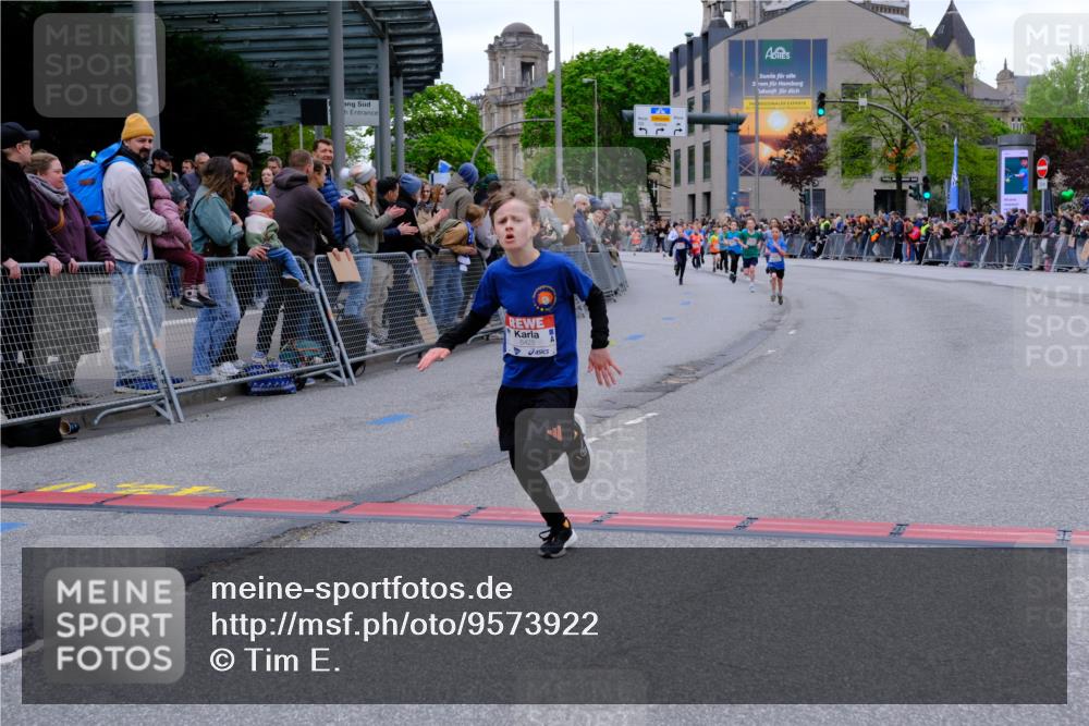 25.04.2026 - Das Zehntel Tim E. http://msf.ph/oto/9573922 25.04.2026 10:48:41 Ziel 5425, 6037, 6326, 6341, 7960, 7982 meine-sportfotos.de
