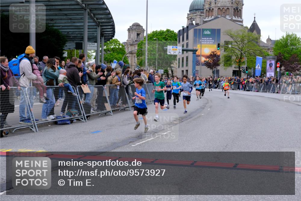25.04.2026 - Das Zehntel Tim E. http://msf.ph/oto/9573927 25.04.2026 10:48:45 Ziel 5425, 6104, 6326, 6407, 6913, 7381, 7385, 7747, 7960, 7982, 8025 meine-sportfotos.de