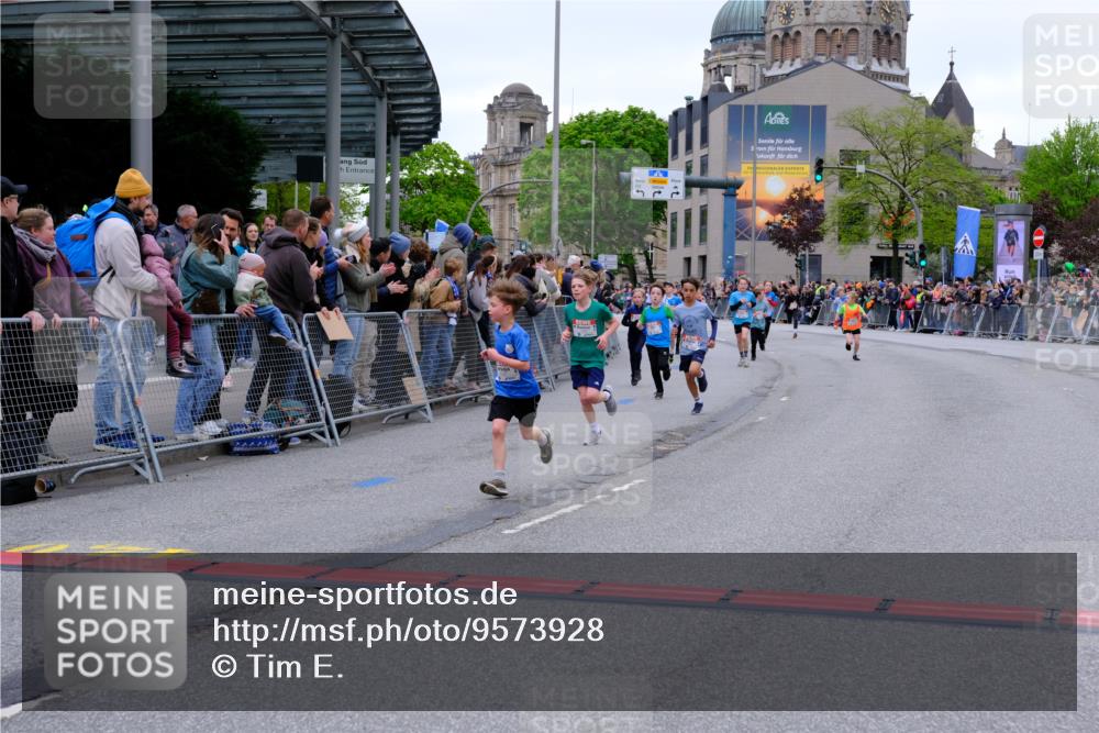 25.04.2026 - Das Zehntel Tim E. http://msf.ph/oto/9573928 25.04.2026 10:48:46 Ziel 5425, 6104, 6326, 6407, 6913, 7381, 7385, 7547, 7747, 7753, 7982, 8025 meine-sportfotos.de