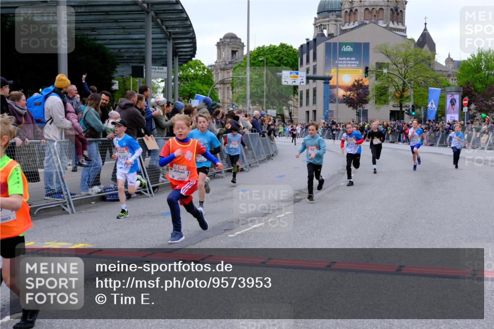 25.04.2026 - Das Zehntel Tim E. http://msf.ph/oto/9573953 25.04.2026 10:48:50 Ziel 6104, 6326, 6407, 6913, 7006, 7381, 7385, 7547, 7664, 7724, 7747, 7748, 7753, 7977, 7982, 8025 meine-sportfotos.de