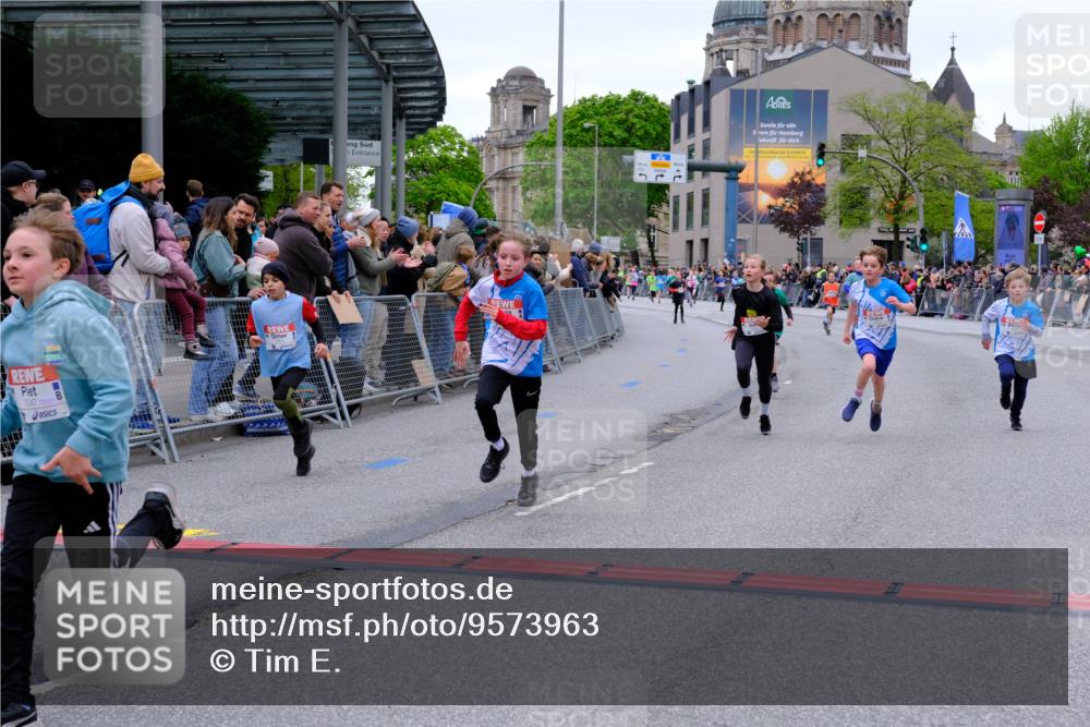 25.04.2026 - Das Zehntel Tim E. http://msf.ph/oto/9573963 25.04.2026 10:48:52 Ziel 6104, 6326, 6407, 6913, 7006, 7380, 7381, 7385, 7547, 7625, 7664, 7724, 7747, 7748, 7753, 7977, 7982, 8025 meine-sportfotos.de