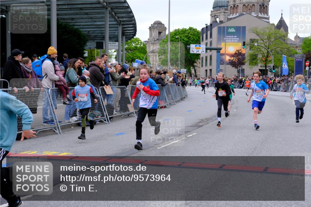 25.04.2026 - Das Zehntel Tim E. http://msf.ph/oto/9573964 25.04.2026 10:48:52 Ziel 6104, 6326, 6407, 6913, 7006, 7380, 7381, 7385, 7547, 7625, 7664, 7724, 7747, 7748, 7753, 7977, 7982, 8025 meine-sportfotos.de