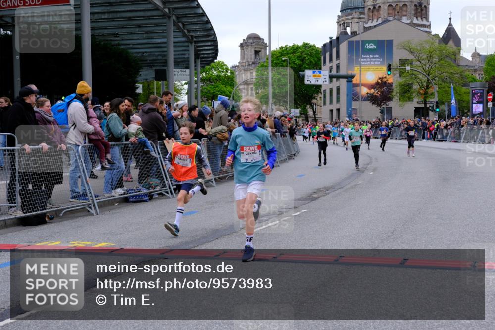 25.04.2026 - Das Zehntel Tim E. http://msf.ph/oto/9573983 25.04.2026 10:48:57 Ziel 6056, 6668, 6707, 6913, 7006, 7380, 7547, 7625, 7664, 7724, 7747, 7748, 7753, 7977 meine-sportfotos.de