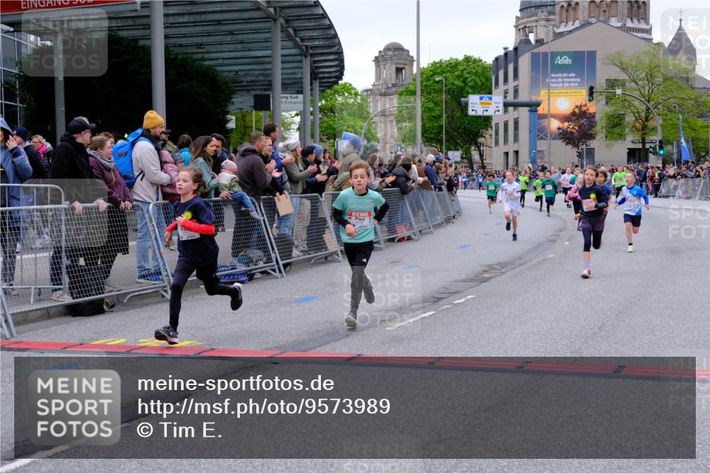 25.04.2026 - Das Zehntel Tim E. http://msf.ph/oto/9573989 25.04.2026 10:49:01 Ziel 5012, 5416, 6056, 6668, 6707, 7176, 7380, 7625, 7726, 7977 meine-sportfotos.de