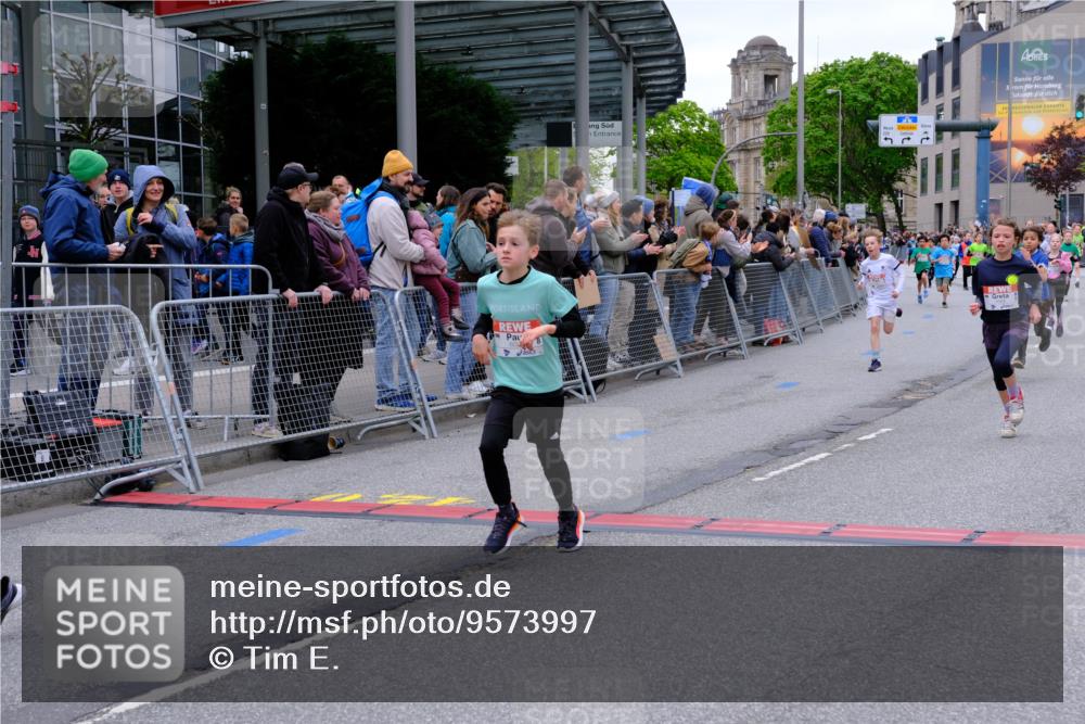 25.04.2026 - Das Zehntel Tim E. http://msf.ph/oto/9573997 25.04.2026 10:49:02 Ziel 5008, 5012, 5416, 6056, 6523, 6668, 6707, 6940, 7164, 7176, 7303, 7380, 7625, 7726, 7972 meine-sportfotos.de